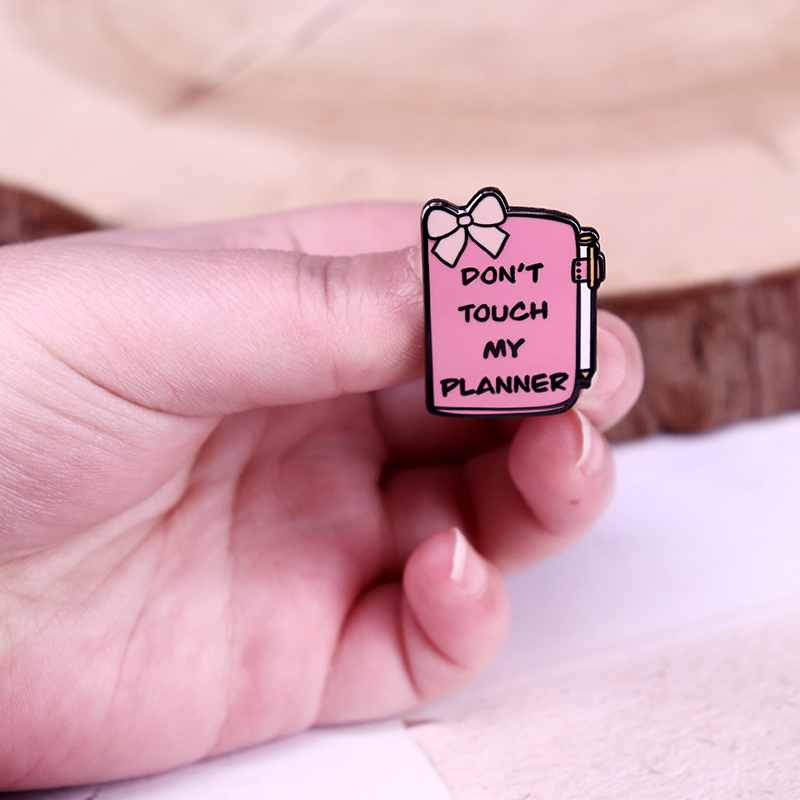 Don't Touch My Planner Pin esm - Planned Parenthood reseña y precio